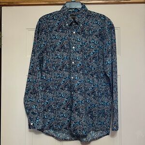 Roper men’s Canyon paisley men’s shirt.